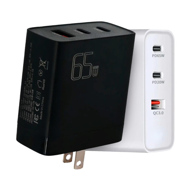 Cargador triple USB C y USB A